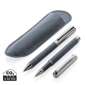 Set pixuri din piele reciclata